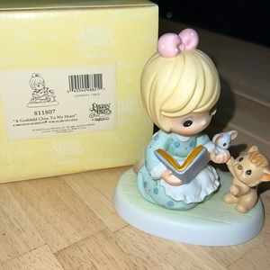 Precious Moments “A Godchild Close to my Heart” Figurine